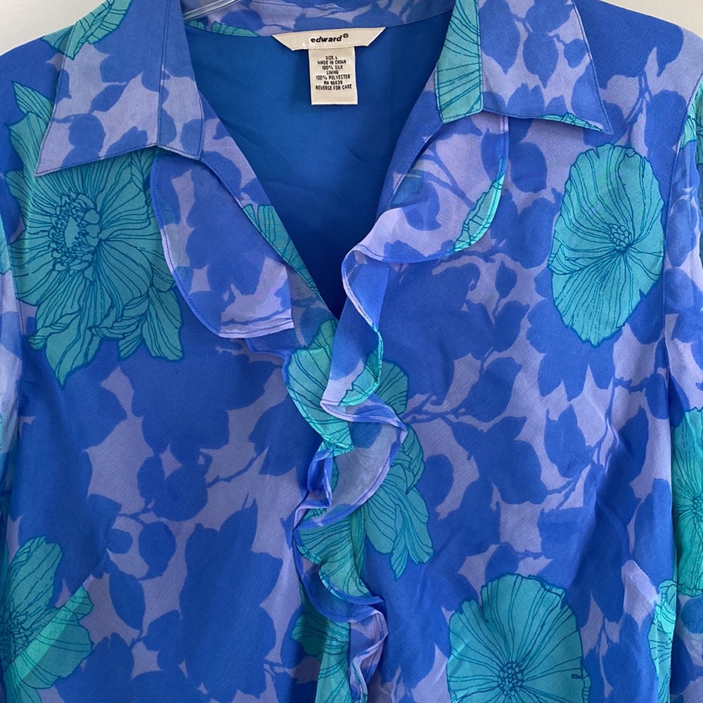 Floral Silk Blouse - Picture 2 of 2